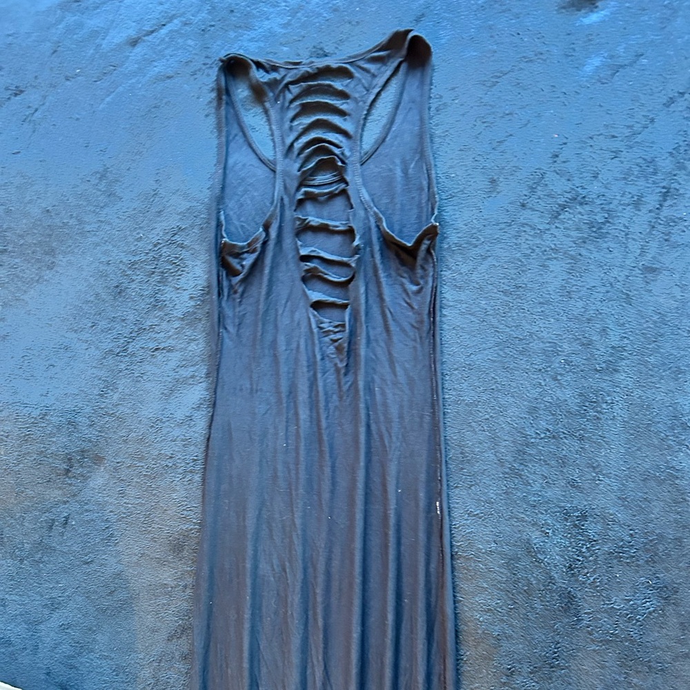 Open back dress with fashionable sillouhette